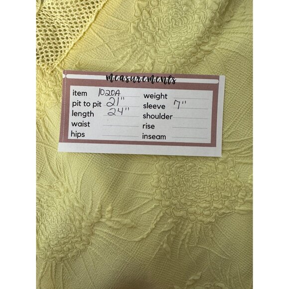 2/$30 Marc New York Andrew Marc M Beautiful Yellow Textured Blouse - Picture 11 of 12